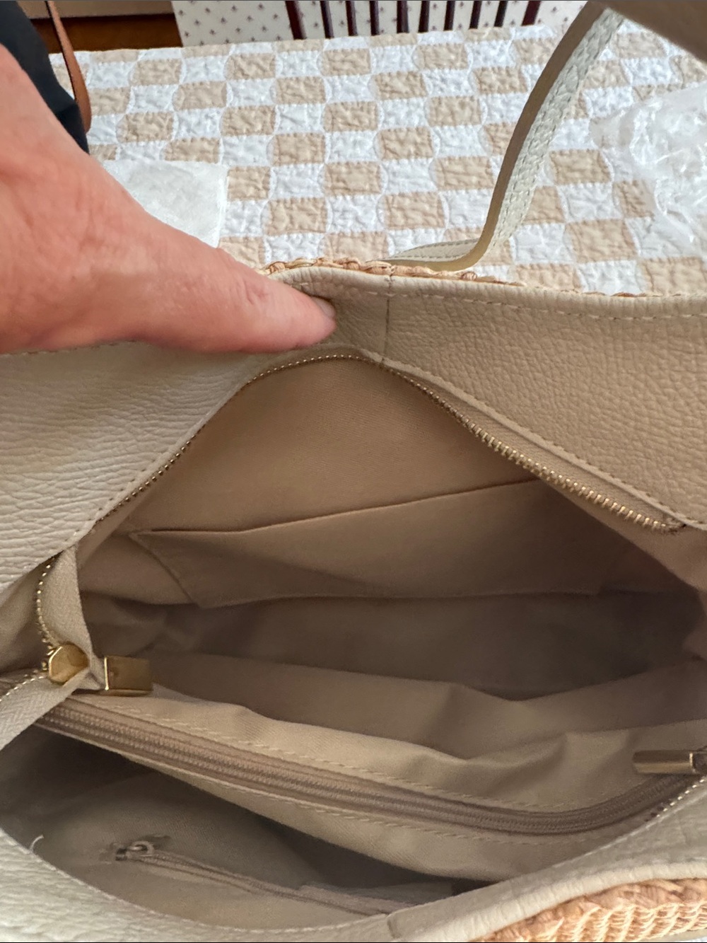 Italian Leather and Straw Hobo Bag with Cream Trim - Picture 5 of 8